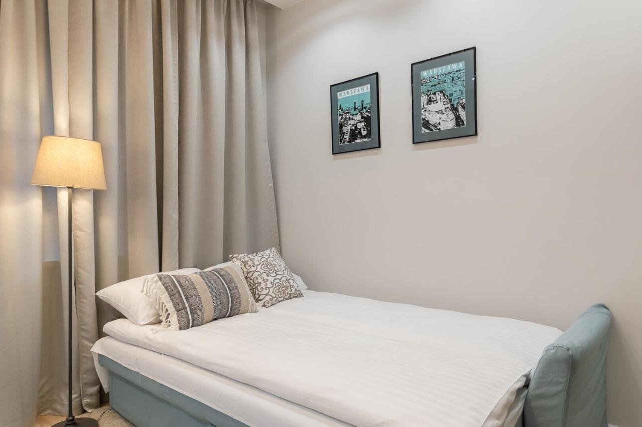 Twarda 14 - Elegant Apartment By Noclegi Renters Varsó Kültér fotó